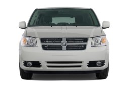 2008 Dodge Grand Caravan 4-door Wagon SXT Front Exterior View
