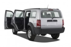2008 Dodge Nitro 2WD 4-door SLT Open Doors