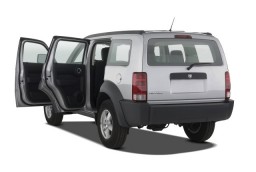 2008 Dodge Nitro 2WD 4-door SLT Open Doors