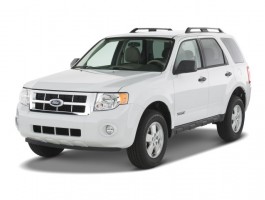 2008 Ford Escape FWD 4-door I4 Auto XLT Angular Front Exterior View