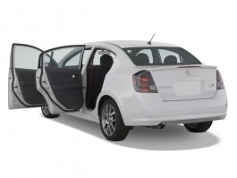 2008 Nissan Sentra 4-door Sedan Man SE-R Spec V Open Doors