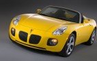 Last Pontiac Solstice and Saturn Sky roll off the line