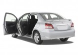 2008 Toyota Yaris Photos