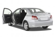 2008 Toyota Yaris 4-door Sedan Auto S (Natl) Open Doors
