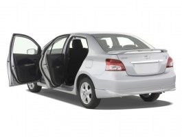 2008 Toyota Yaris 4-door Sedan Auto S (Natl) Open Doors