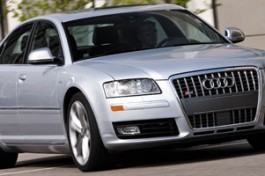2009 Audi S8 