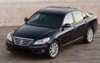 Hyundai Genesis wins 2009 North American Car of the Year award