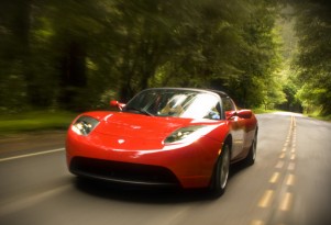 2009 Tesla Roadster         Photo Credit: Rex Roy