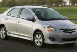 2009 Toyota Yaris Base