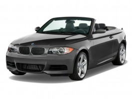 2010 BMW 1-Series 2-door Convertible 135i Angular Front Exterior View