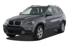 2010 BMW X5 AWD 4-door 30i Angular Front Exterior View