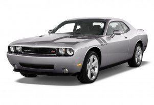 2010 Dodge Challenger 2-door Coupe R/T Angular Front Exterior View
