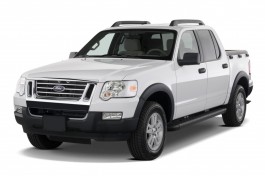 2010 Ford Explorer Sport Trac RWD 4-door XLT Angular Front Exterior View