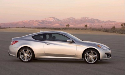2010 Hyundai Genesis Coupe Photos