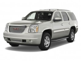 2010 GMC Yukon Denali 2WD 4-door Angular Front Exterior View
