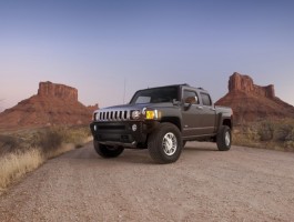 2010 Hummer H3T