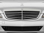 2010 Mercedes-Benz S Class 4-door Sedan 5.5L V8 RWD Grille