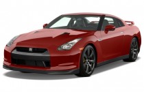 2010 Nissan GT-R 2010 Nissan GT-R 2-door Coupe Angular Front Exterior View