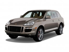 2010 Porsche Cayenne AWD 4-door Turbo Angular Front Exterior View