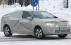 Spy shots: Renault Megane Sedan caught winter testing