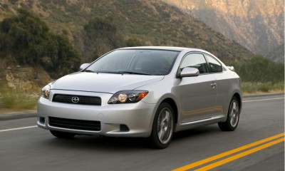 2010 Scion tC Photos