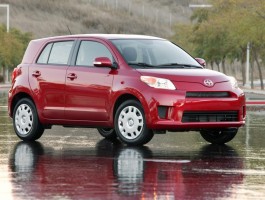 2010 Scion xD