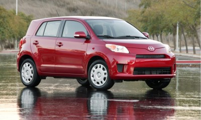 2010 Scion xD Photos