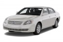 2010 Toyota Avalon 4-door Sedan XL (NAT) Angular Front Exterior View