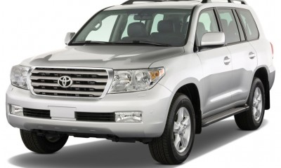 2010 Toyota Land Cruiser Photos