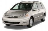 2010 Toyota Sienna Photos