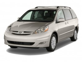 2010 Toyota Sienna 5dr 7-Pass Van XLE FWD (Natl) Angular Front Exterior View