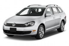 2010 Volkswagen Jetta Sportwagen 4-door DSG TDI Angular Front Exterior View