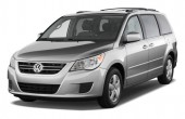 2010 Volkswagen Routan Photos