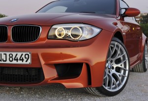 Yikes: Facebook, Twitter Come To The 2011 BMW 1-Series