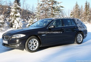 2011 BMW 5-Series Touring spy shots