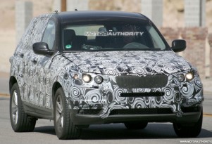 2011 bmw x3 spy shots july 001