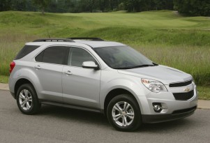 “Main Street in Motion” Puts the Public Behind the Wheel of GM's Latest