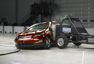 IIHS Sticks By Volt Safety Rating: No Pack Issues After Crash Tests