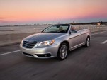 2011 Chrysler 200 Convertible leaked images