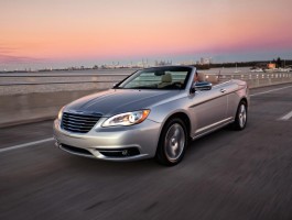 2011 Chrysler 200 Convertible