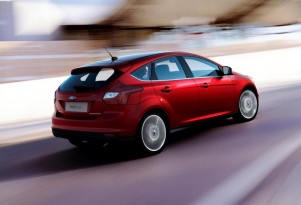 2012 Ford Focus, Toyota Prius Win Best Car To Buy Awards