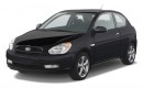 2011 Hyundai Accent 3dr HB Auto SE Angular Front Exterior View