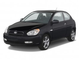 2011 Hyundai Accent 3dr HB Auto SE Angular Front Exterior View