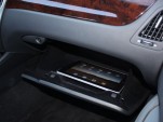 2011 Hyundai Equus with Apple iPad