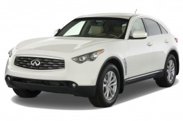 2011 Infiniti FX35 RWD 4-door Angular Front Exterior View