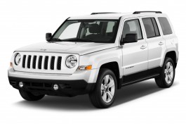 2011 Jeep Patriot FWD 4-door Latitude Angular Front Exterior View