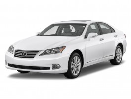 2011 Lexus ES 350 4-door Sedan Angular Front Exterior View
