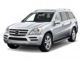 2011 Mercedes-Benz GL Class 4MATIC 4-door 4.6L Angular Front Exterior View