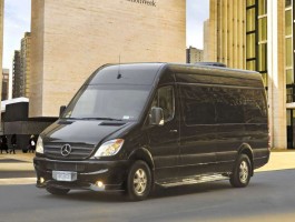 Brilliant Mercedes-Benz Sprinter Van Exterior