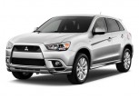2011 Mitsubishi Outlander Sport 2WD 4-door CVT SE Angular Front Exterior View